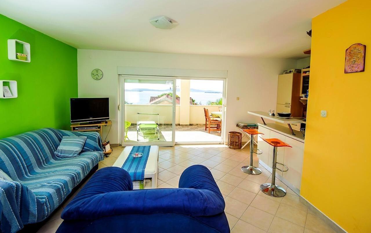 Deluxe Apartment Жаборич Екстериор снимка